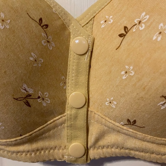 Comfortable & Convenient Front Button Bra - Picture 5 of 13